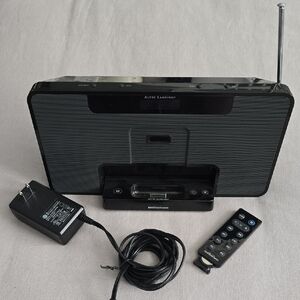 InMotion IM600 Black Portable Speaker System w IPod Dock